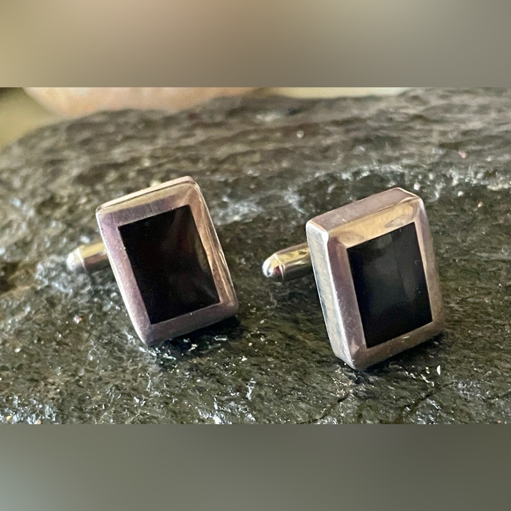 Christin Wolf Vintage 80’s Onyx Cuff Links
